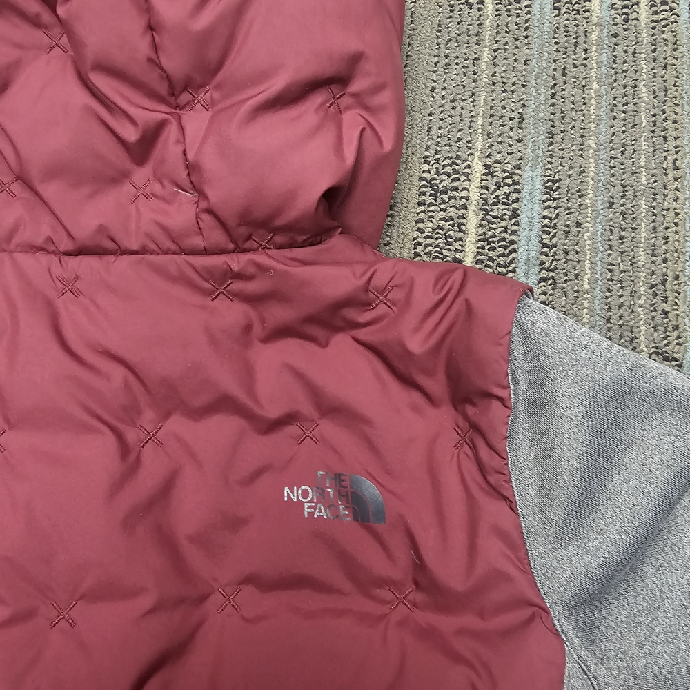 The North Face Jacket-Womens, Red/Grey, Size: SP - Picture 6 of 8